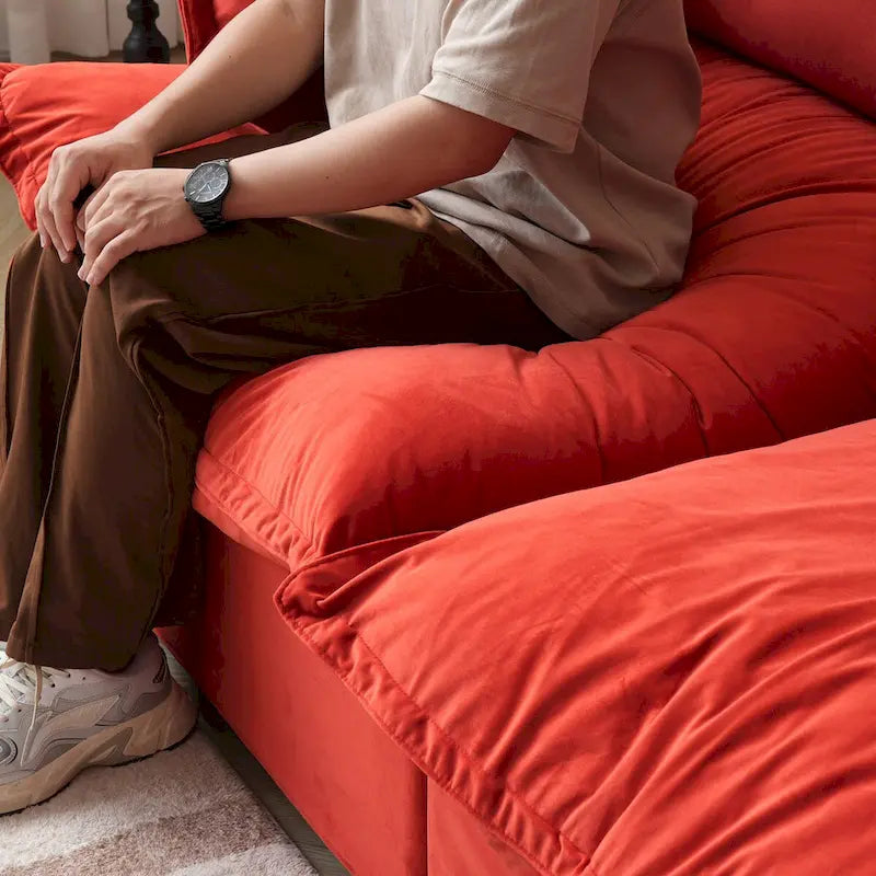 Canapé d'angle en velours en U avec assise large et profonde en plumes et duvet, convertible avec 2 poufs de rangement.