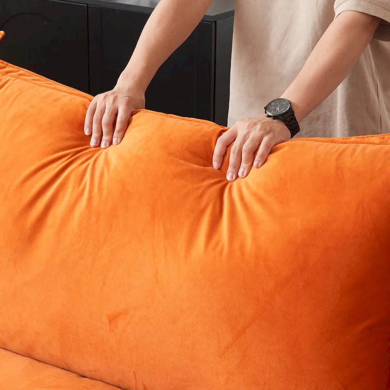 Canapé d'angle en velours en U avec assise large et profonde en plumes et duvet, convertible avec 2 poufs de rangement.