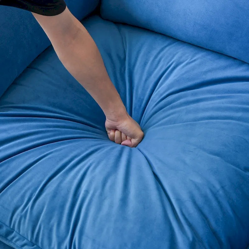 Canapé d'angle en velours en U avec assise large et profonde en plumes et duvet, convertible avec 2 poufs de rangement.